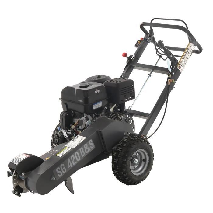 Desbastadora de tocones BlackStone SG 420 L - Motor Loncin de 420 cm3